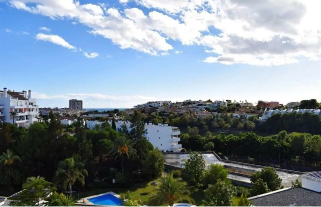 Piso Completo De Lujo En Urb. Torrequebrada Golf Resort Benalmádena Apartmán