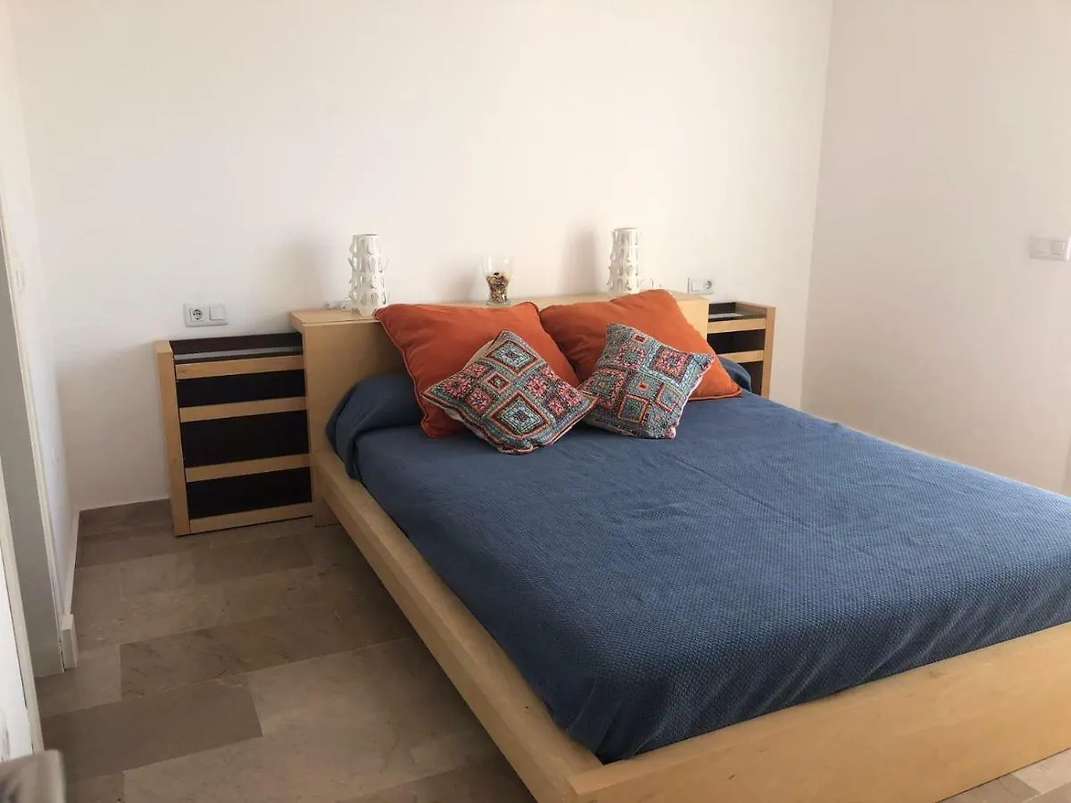 Piso Completo De Lujo En Urb. Torrequebrada Golf Resort contacts